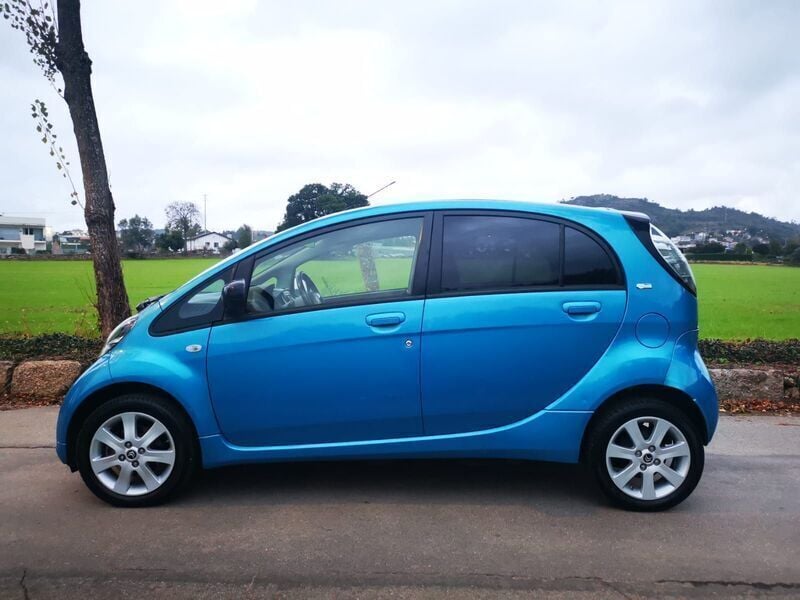 Usado Citroën C-zero Seduction 49 kW (67 HP) 2015 Azul Citadino