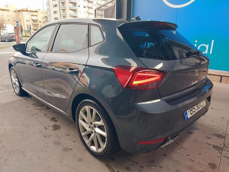 Usado Seat Ibiza 115 HP (84 kW) 2025 Cinzento Citadino
