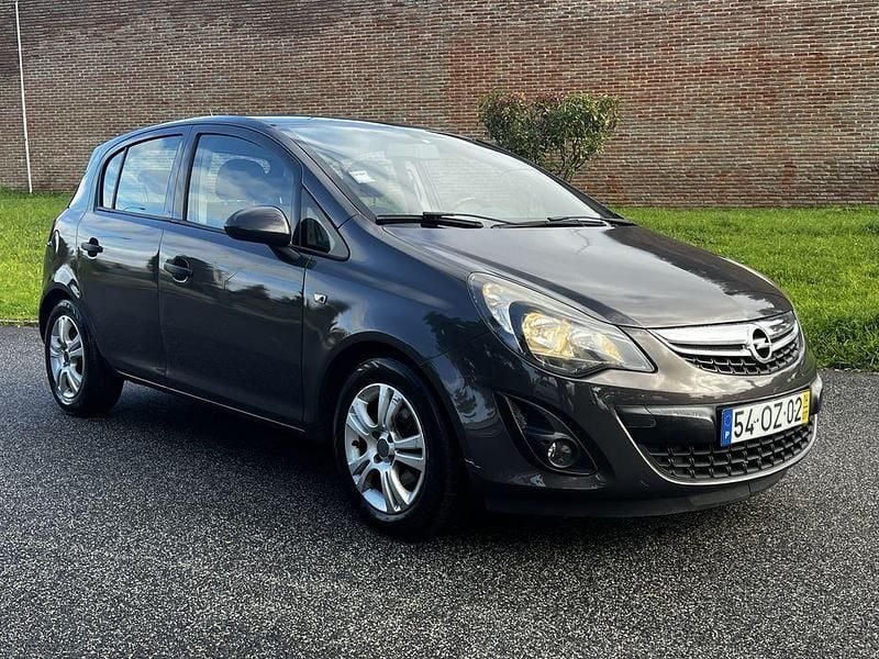 Usado 2014 Opel Corsa Sedan | € 4.950 (Bom preço) - Imagem 1/4
