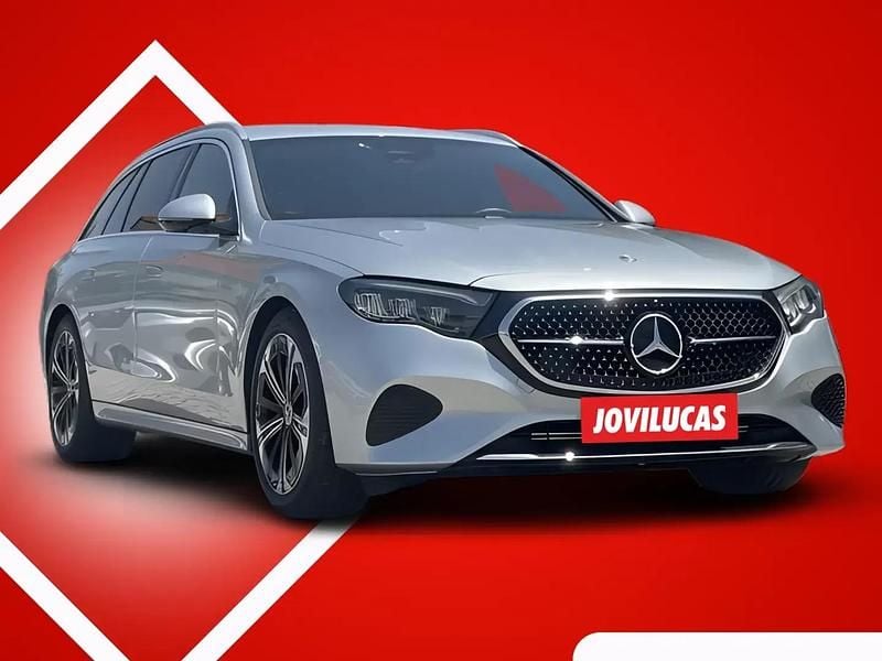 Usado Mercedes E300 313 HP (230 kW) 2024 Cinzento Carrinha