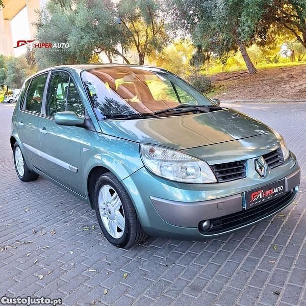Verde Usado 2004 Renault Mégane II Monovolume | € 3.990 (Preço justo) - Imagem 1/1