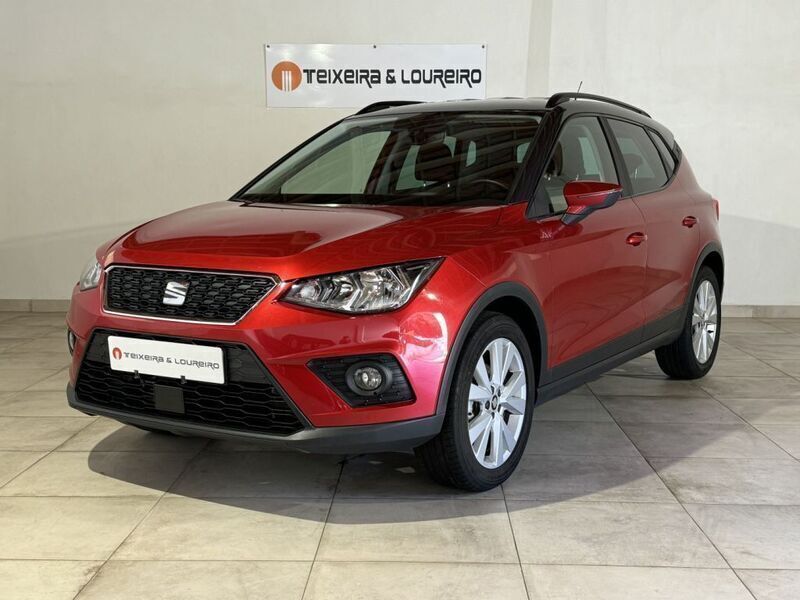 Vermelho Usado 2020 Seat Arona Style SUV | € 16.900 (Preço justo) - Imagem 1/4