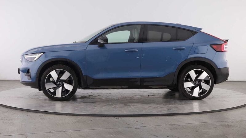 Usado Volvo EC40 184 kW (251 HP) 2024 Azul SUV