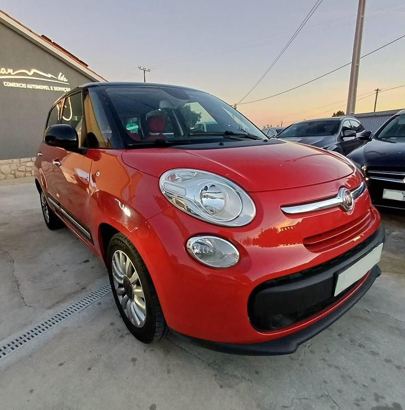 Usado Fiat 500L Pop Star 120 HP (88 kW) 2013 Vermelho Monovolume