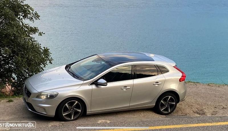 Usado 2013 Volvo V40 R-Design Carrinha | € 9.970 - Imagem 1/4