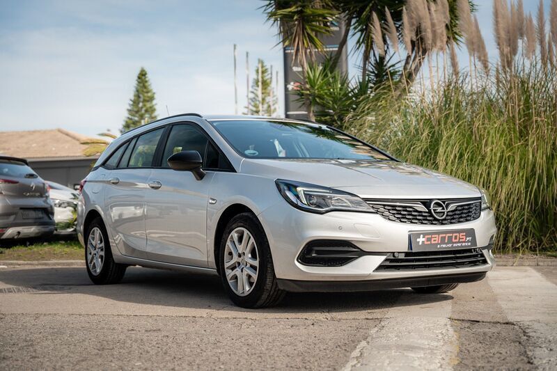 Cinza Usado 2021 Opel Astra Business Edition Carrinha | € 13.990 (Preço justo) - Imagem 1/4