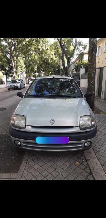 Usado 2000 Renault Clio II Sedan | € 2.250 (Preço justo) - Imagem 1/4