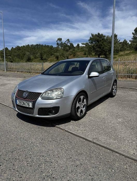 Usado 2005 VW Golf IV Sedan | € 4.500 (Preço justo) - Imagem 1/4
