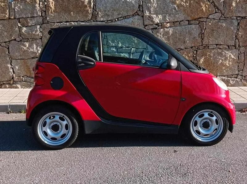 Usado Smart ForTwo Coupé 45 HP (33 kW) 2010 Vermelho Coupé