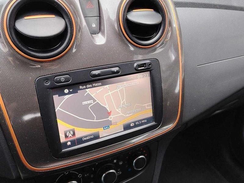 Usado Dacia Logan MCV 90 HP (66 kW) 2017 Cinzento