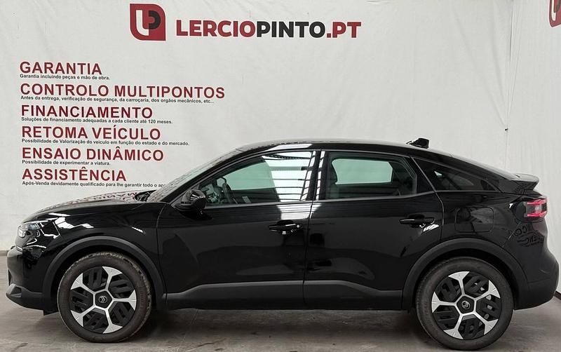 Usado Citroën C4 PureTech 131 HP (96 kW) 2025 Preto SUV