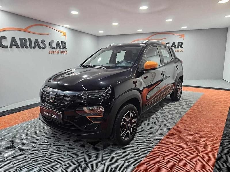 Preto Usado 2022 Dacia Spring Comfort Plus Citadino | € 12.490 (Preço justo) - Imagem 1/4