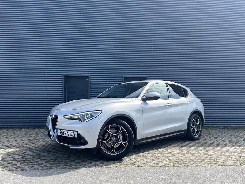 Cinzento Usado 2019 Alfa Romeo Stelvio SUV | € 24.450 (Super Preço) - Imagem 1/4
