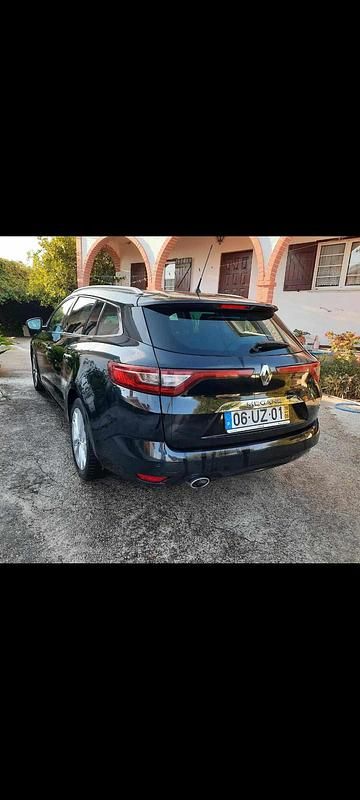 Usado Renault Mégane GrandTour 110 HP (80 kW) 2018 Preto Carrinha