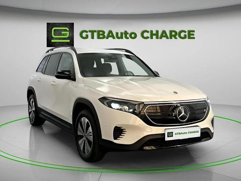 Branco Usado 2023 Mercedes EQB250 Progressive SUV | € 41.800 - Imagem 1/4