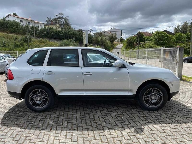 Usado Porsche Cayenne S 340 HP (250 kW) 2004 SUV