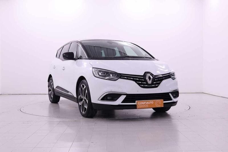 Branco Usado 2022 Renault Scénic IV Monovolume | € 21.750 (Preço justo) - Imagem 1/4