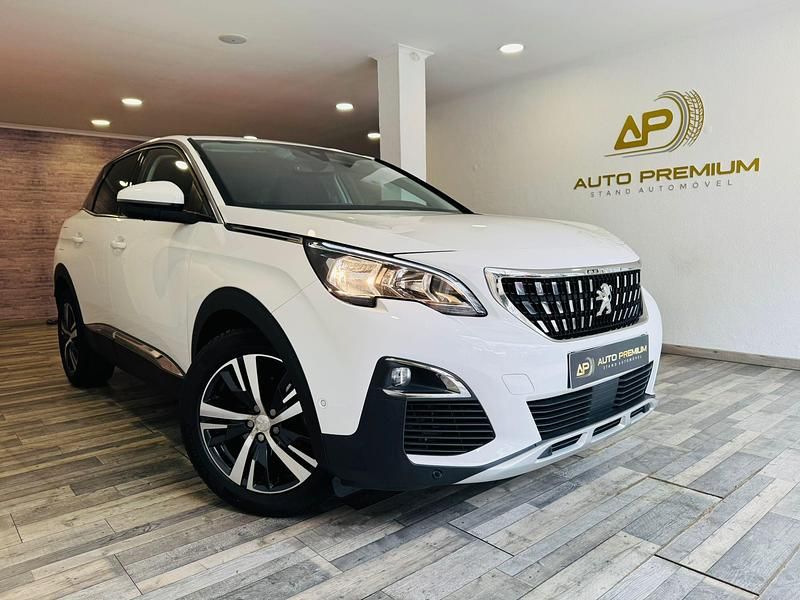 Branco Usado 2017 Peugeot 3008 Allure SUV | € 15.750 (Preço justo) - Imagem 1/4