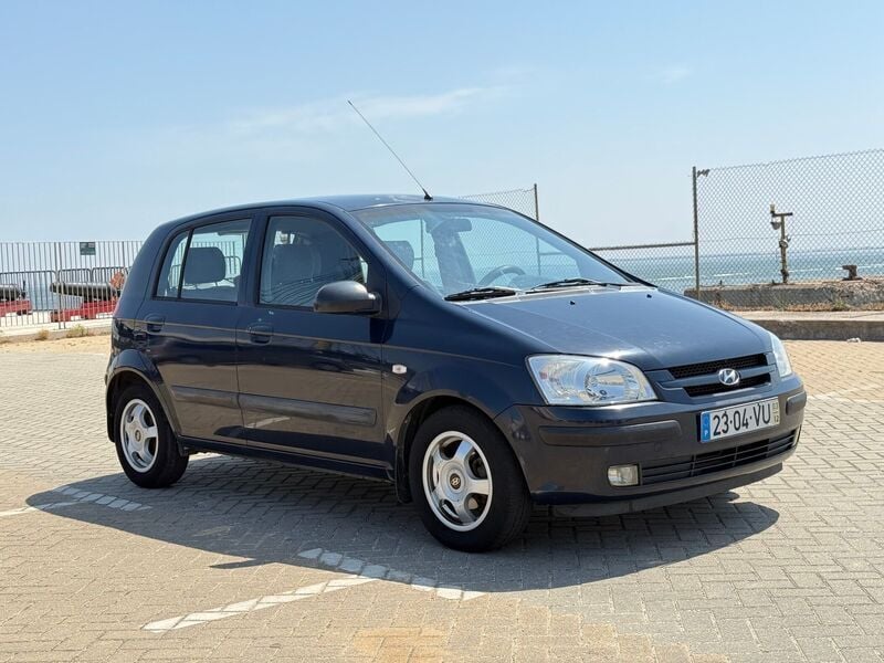 Azul Usado 2003 Hyundai Getz Active Citadino | € 1.950 - Imagem 1/4