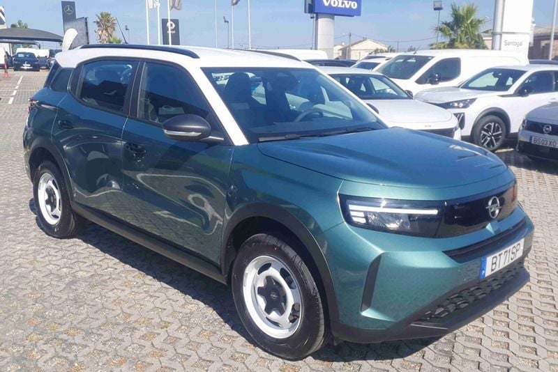 Verde Novo 2025 Opel Frontera SUV | € 26.400 - Imagem 1/4