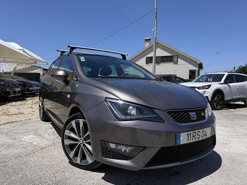 Usado Seat Ibiza ST FR 105 HP (77 kW) 2016 Cinza Carrinha