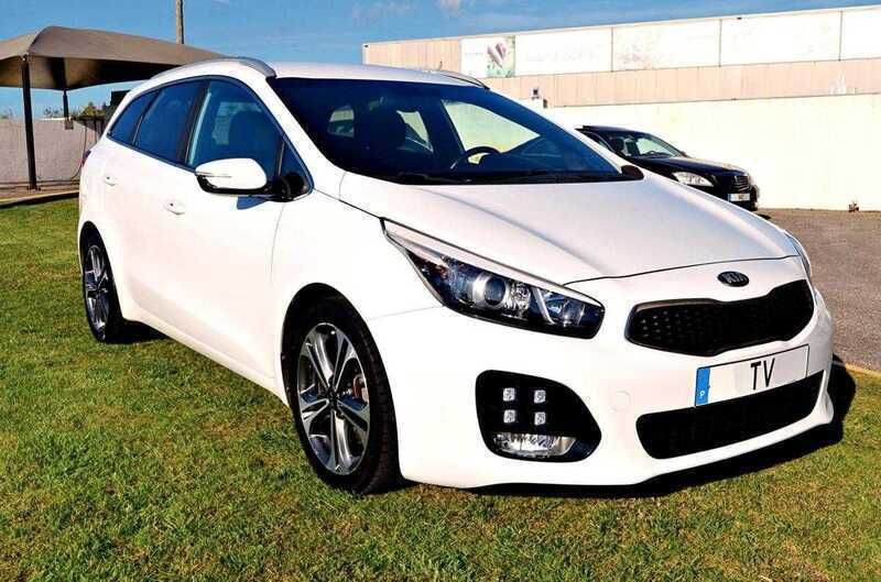 Branco Usado 2017 Kia Ceed Sportswagon Carrinha | € 14.900 (Preço justo) - Imagem 1/4