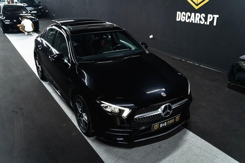 Preto Usado 2020 Mercedes A250 AMG line Sedan | € 26.900 (Preço justo) - Imagem 1/4