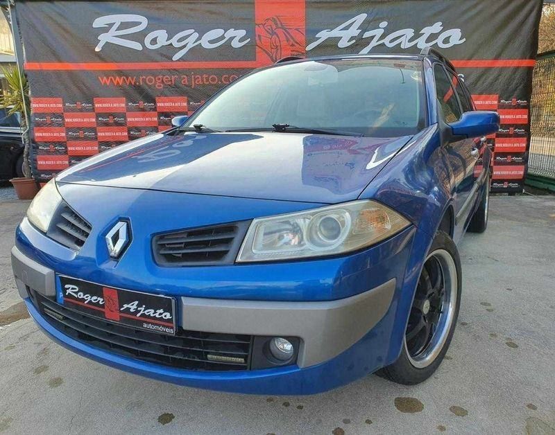Azul Usado 2008 Renault Mégane III Sedan | € 3.750 (Preço justo) - Imagem 1/4
