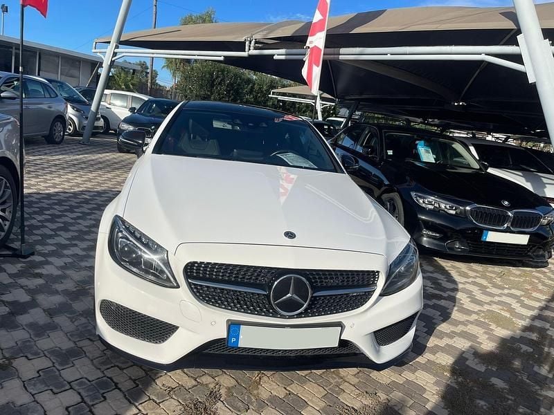 Branco Usado 2018 Mercedes C43 AMG AMG Coupé | € 44.000 - Imagem 1/4