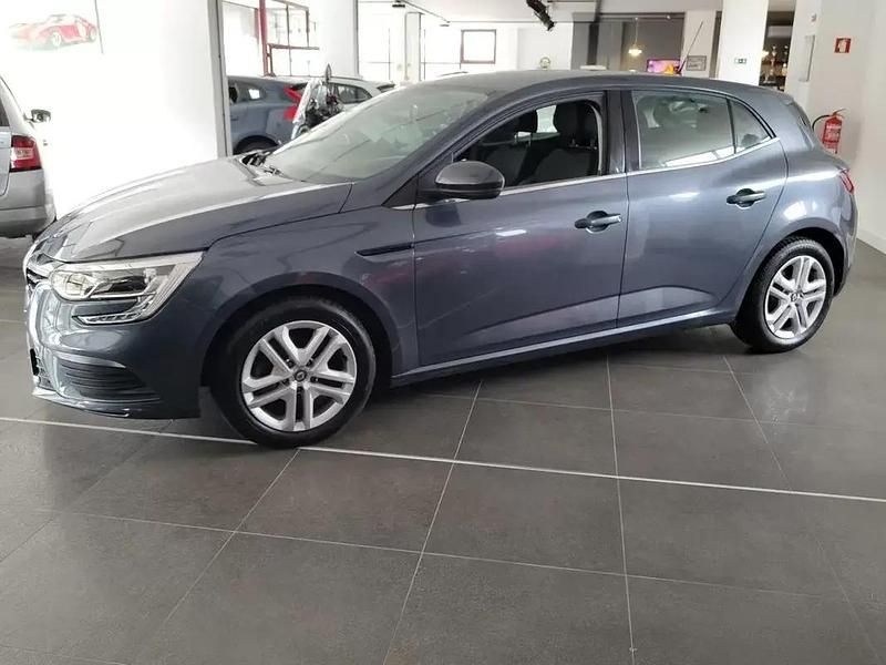 Cinzento Usado 2019 Renault Mégane IV LIMITED Citadino | € 13.490 (Bom preço) - Imagem 1/4