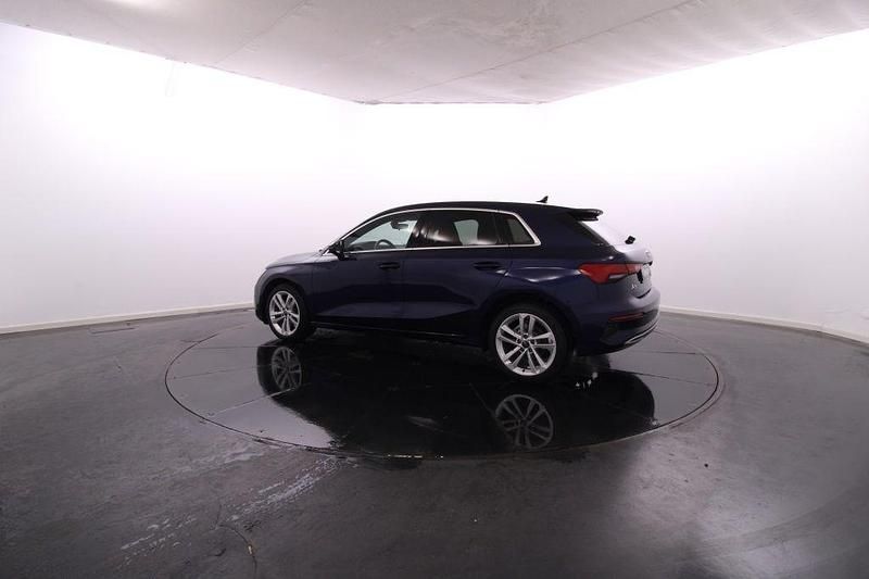 Usado Audi A3 Sportback e-tron 110 HP (80 kW) 2024 Azul Citadino