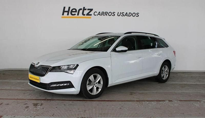 Usado Skoda Superb 150 HP (110 kW) 2023 Preto