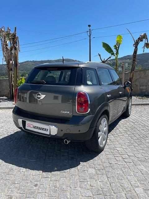 Usado Mini Countryman 111 HP (81 kW) 2011 Cinzento SUV