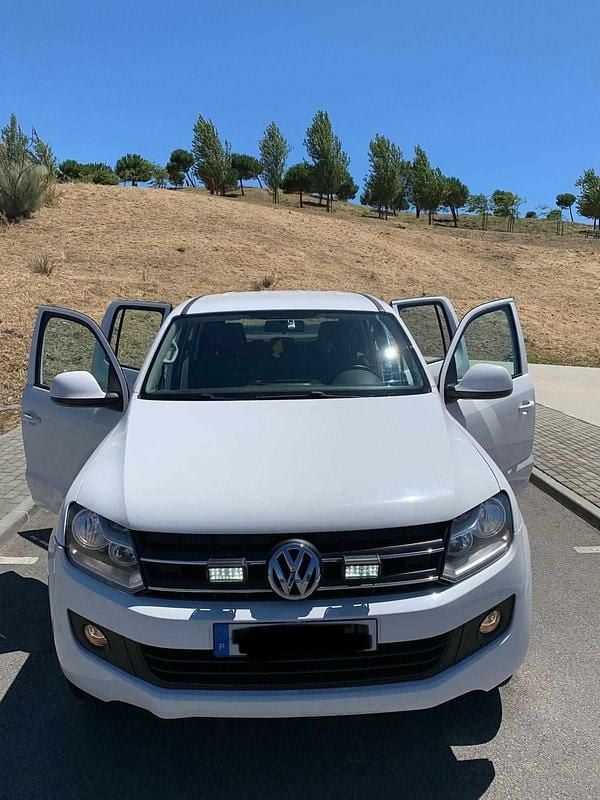 Branco Usado 2016 VW Amarok Pickup | € 19.000 (Preço justo) - Imagem 1/4