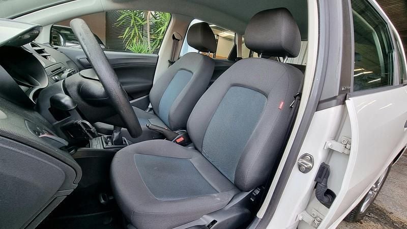 Usado Seat Ibiza ST 90 HP (66 kW) 2015 Branco Carrinha