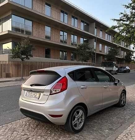 Usado 2014 Ford Fiesta Citadino | € 5.999 (Preço justo) - Imagem 1/4
