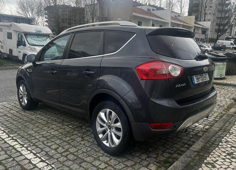 Usado Ford Kuga Titanium 136 HP (100 kW) 2008 SUV