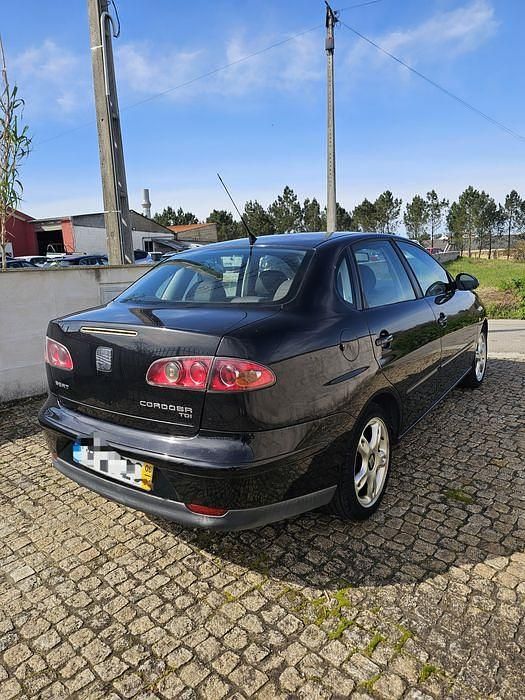 Usado Seat Cordoba 80 HP (58 kW) 2006 Sedan