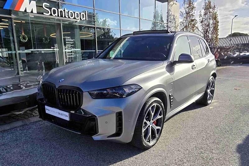Cinzento Usado 2025 BMW X5 Comfort Edition SUV | € 94.900 - Imagem 1/4
