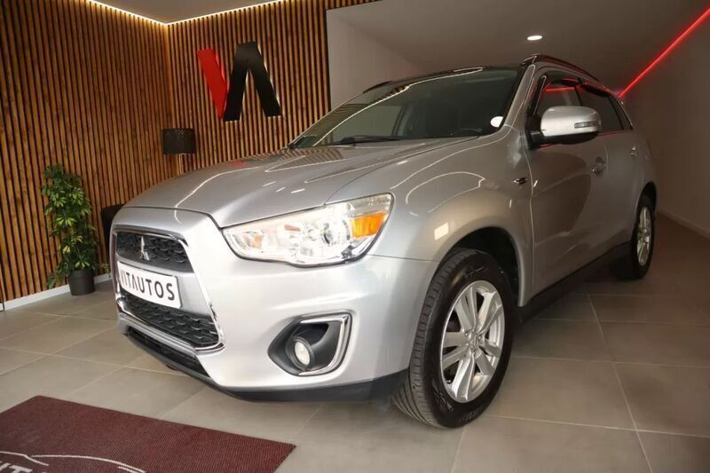 Cinza prata Usado 2013 Mitsubishi ASX Intense SUV | € 13.250 (Preço justo) - Imagem 1/4