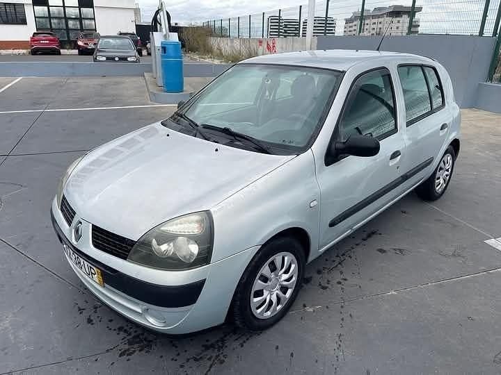 Usado 2003 Renault Clio II Sedan | € 1.585 (Bom preço) - Imagem 1/4