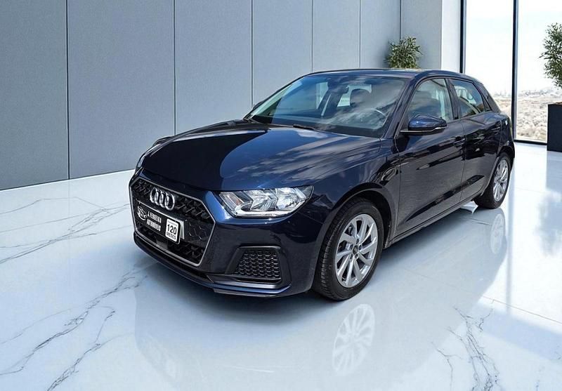 Azul Usado 2020 Audi A1 Sportback Citadino | € 18.690 (Preço justo) - Imagem 1/4