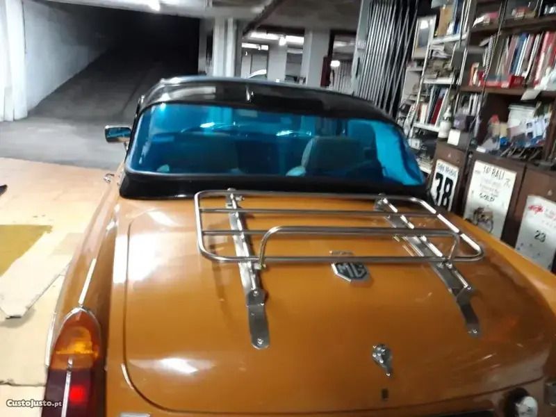 Usado MG B 92 HP (67 kW) 1973 Amarelo Cabrios
