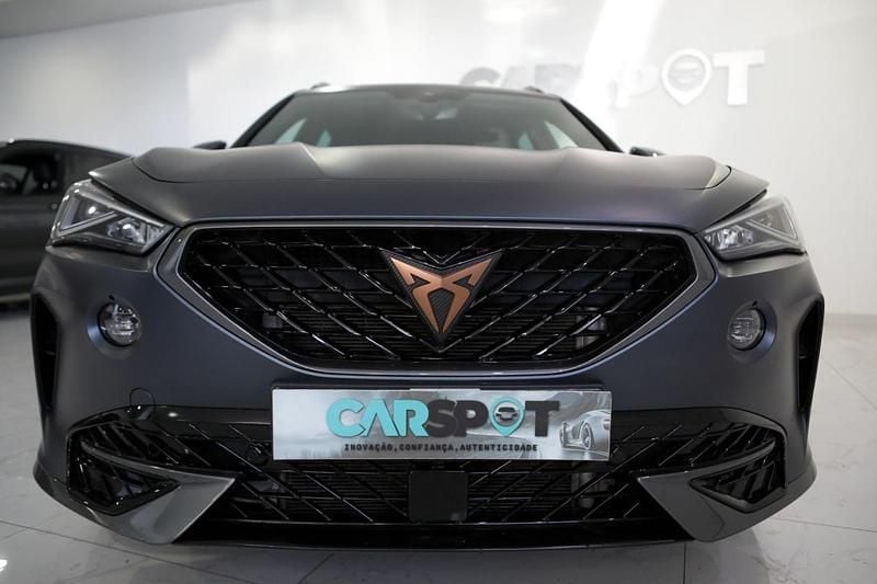 Usado Cupra Formentor 245 HP (180 kW) 2023 Cinzento SUV