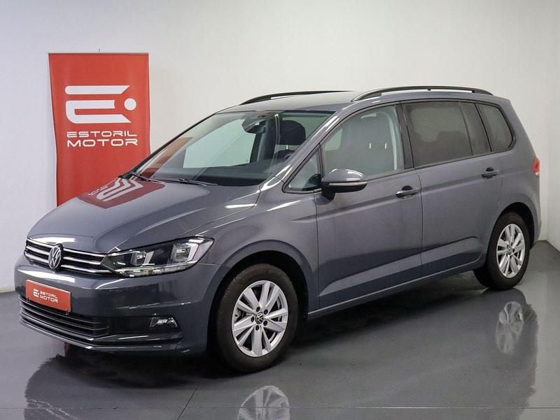 Usado VW Touran 150 HP (110 kW) 2024 Cinza Monovolume