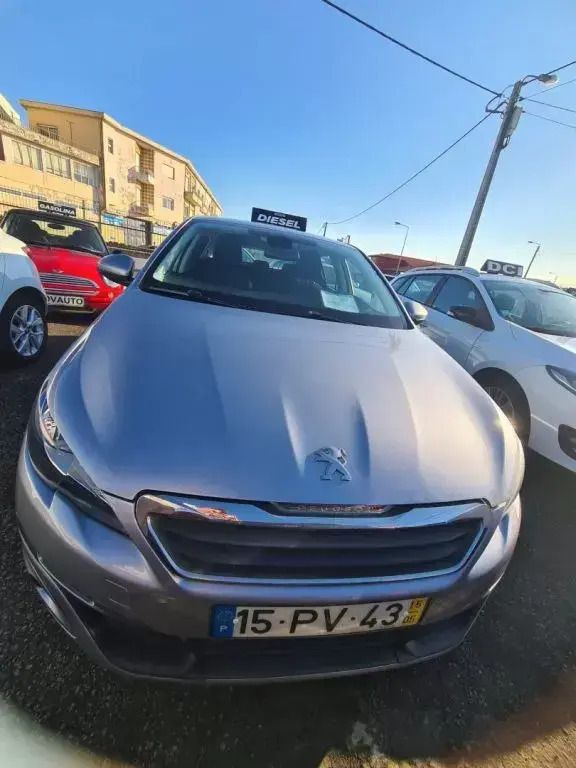 Cinza Usado 2015 Peugeot 308 Access | € 11.900 (Preço justo) - Imagem 1/4
