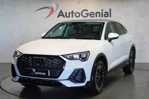 Branco Usado 2023 Audi Q3 Sportback SUV | € 53.990 - Imagem 1/4