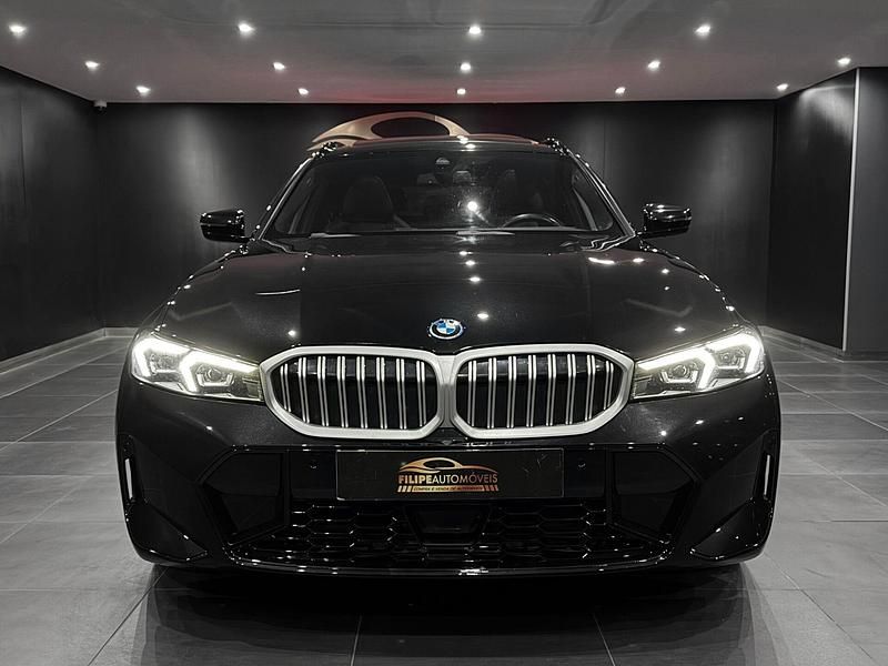 Preto Usado 2022 BMW 330 Performance Coupé | € 36.990 - Imagem 1/4