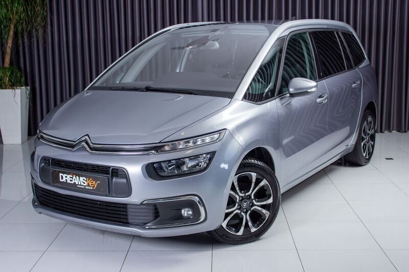 Cinza Usado 2020 Citroën C4 Feel Monovolume | € 18.900 (Preço justo) - Imagem 1/4