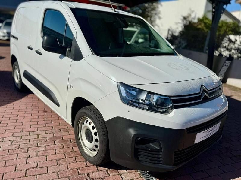 Usado Citroën Berlingo 102 HP (75 kW) 2021 Branco Monovolume